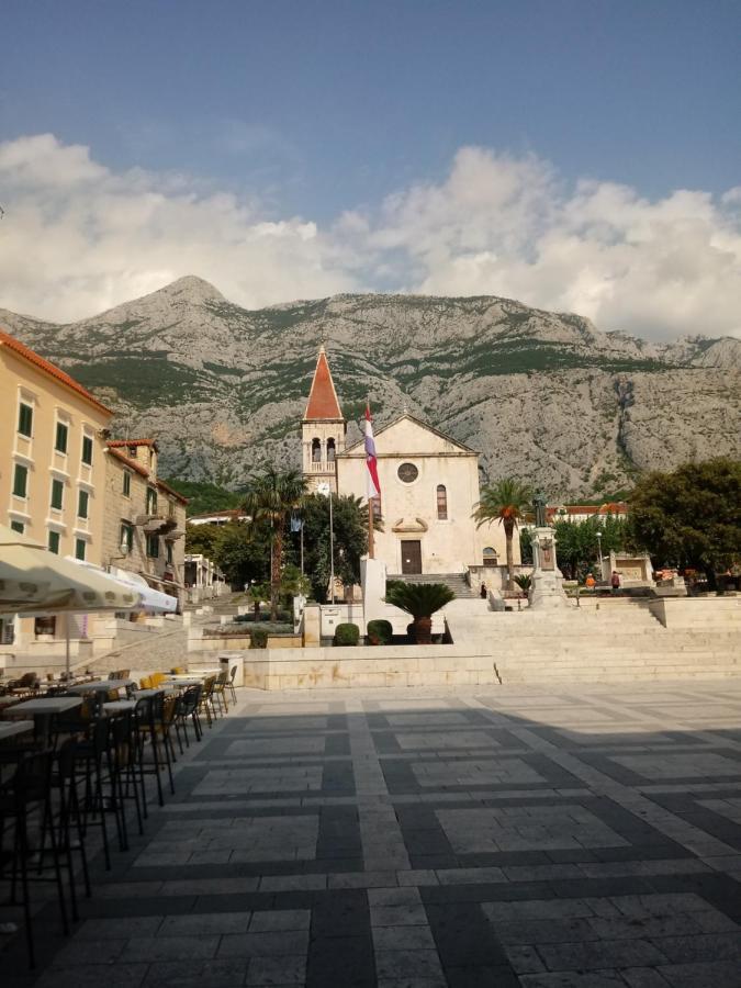 Apartment Lukas Galileo Izuzetan Makarska Kültér fotó
