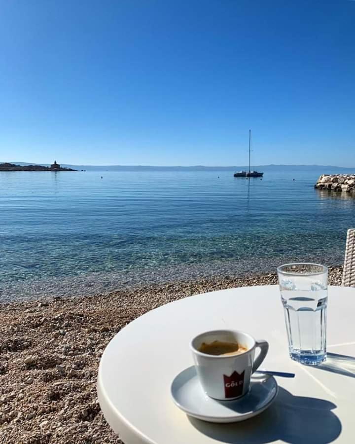 Apartment Lukas Galileo Izuzetan Makarska Kültér fotó