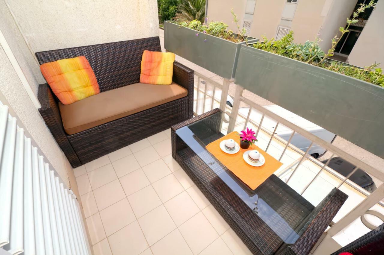Apartment Lukas Galileo Izuzetan Makarska Kültér fotó
